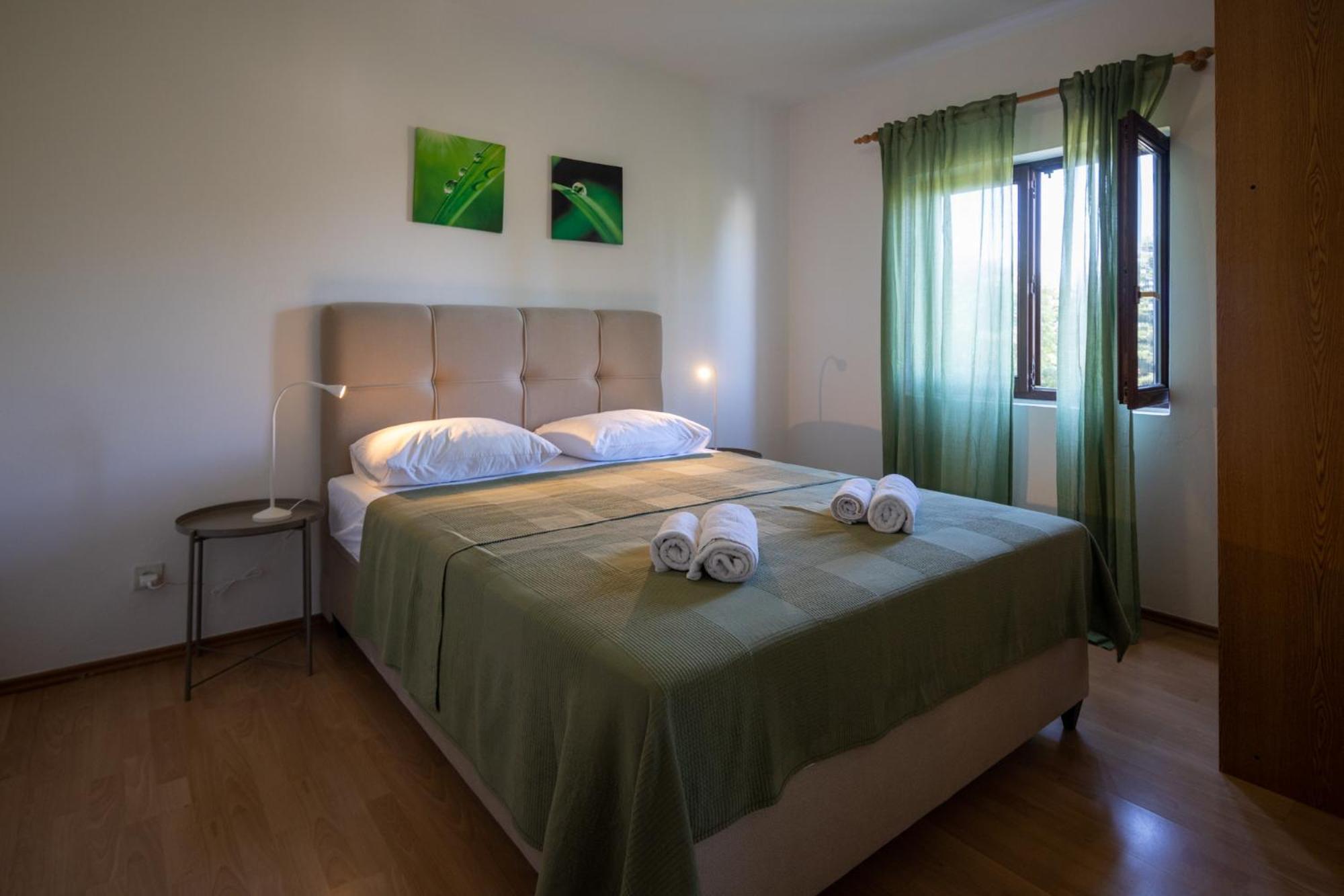 Apartments Gaja Green Ap Sveti Filip i Jakov Exterior photo